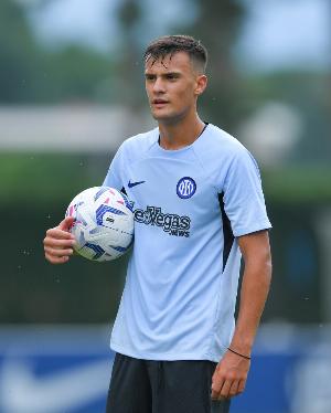 迪馬：斯圖加特、狼堡和布魯日都咨詢國米小將A-斯坦科維奇的信息