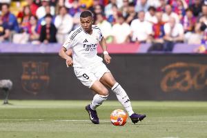 六臺(tái)記者：姆巴佩不會(huì)首發(fā)出戰(zhàn)薩爾茨堡，他仍然非常虛弱