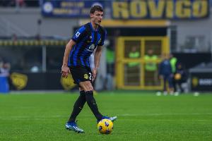 記者：帕瓦爾、恰爾汗奧盧、澤林斯基、比塞克返回意大利