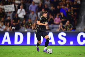 大吉魯重返歐洲？法媒：里爾有意簽下38歲吉魯