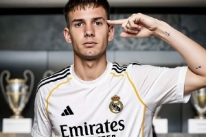 讓皇馬花了6320萬歐，17歲馬斯坦托諾的左腳有魔法??