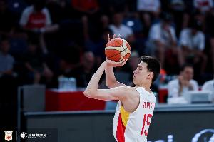 護(hù)筐很強(qiáng)！郇斯楠9中3得8分4板 4次封蓋最高&兩戰(zhàn)送出12記火鍋