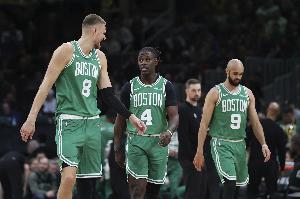 回顧綠軍兩筆交易：避稅降薪卻不失靈活性 危機(jī)操作堪稱(chēng)教科書(shū)級(jí)