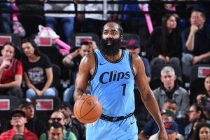 2年8150萬(wàn)續(xù)約快船??哈登此前曾多次表示希望在快船退役