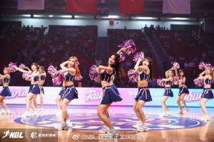 ????人氣超旺的中國(guó)香港金牛啦啦隊(duì)——Taurus