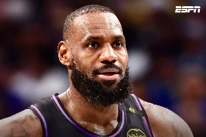 匯總：老詹執(zhí)行球員選項(xiàng) 哈登2年8150萬(wàn)續(xù)約 小賈5年1.22億留火箭