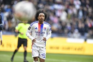 英媒：里昂為邊鋒福法納標(biāo)價(jià)至少6000萬歐，槍手、藍(lán)軍等多隊(duì)有意