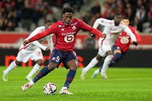 羅馬諾：戴維未來幾小時(shí)抵達(dá)都靈接受體檢，將與尤文簽約至2030年