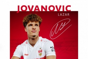 官方：塞爾超18歲小將約萬(wàn)諾維奇加盟斯圖加特，合同期至2029年