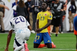 羅馬諾：科莫有意達文森-桑切斯，也在考慮塞爾塔中衛(wèi)斯塔費爾特