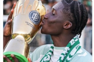 羅馬諾：不萊梅將與18歲中衛(wèi)卡里姆-庫(kù)利巴利簽署職業(yè)合同