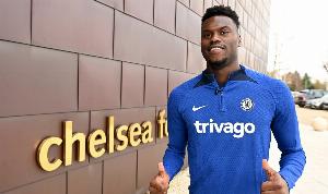 巴迪亞西勒：在切爾西創(chuàng)造歷史很開心，下賽季我會留下回報球隊