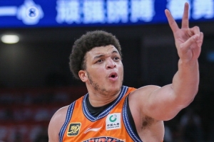 付政浩：球隊行使優(yōu)先續(xù)約權(quán) 需確保外援的工資&待遇不低于上賽季