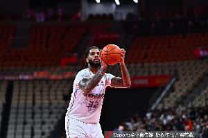 媒體人：克里斯待定 庫(kù)馬杰&蓋利&摩爾山東男籃應(yīng)該都不會(huì)留