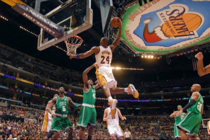 你看過的最好看的圣誕大戰(zhàn)是哪一場？誰的表現(xiàn)最令你印象深刻？