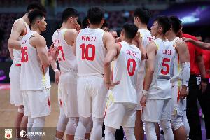 媒體人：這次中國(guó)隊(duì)能否取得令大多數(shù)球迷滿(mǎn)意的成績(jī) 就看下場(chǎng)了