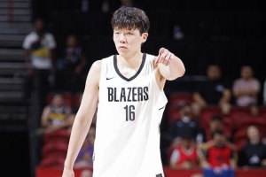 馬布里：楊瀚森是我最喜歡的中國球員 NBA里最喜歡文班和愛德華茲