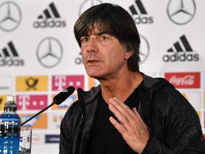 圖片報：勒夫受邀執(zhí)教烏茲別克斯坦國家隊，但他禮貌拒絕