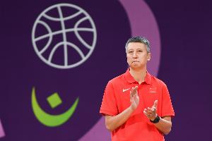 郭士強(qiáng)指導(dǎo)給這支中國男籃帶來的最大改變 就是血性和氣質(zhì)