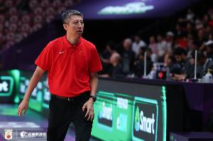 媒體人：中國男籃久違的感到！感謝賽場內(nèi)外大家的拼搏和付出