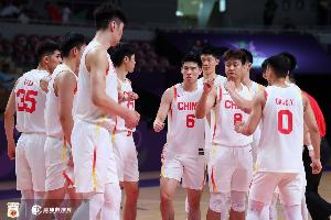 媒體人：中國(guó)男籃想拿奧運(yùn)門票 需保持整體性和投射&更多天賦加入