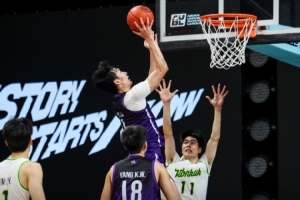 AUBL亞洲大學(xué)生籃球聯(lián)賽：石奎23分9助+連進關(guān)鍵三分 清華殺入4強