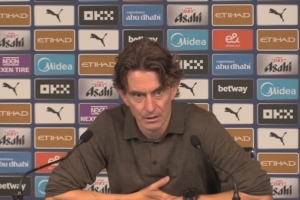 擊敗曼城！弗蘭克：克洛普是智者，我崇尚高位壓迫主動(dòng)出擊的理念