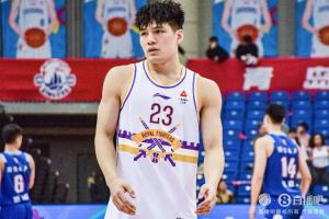 媒體人：陳國(guó)豪獲3年超級(jí)B類合同 廣東用他換焦泊喬存在不確定性