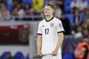 德天空：維爾茨輕率失球后沒有回追，這一幕是整體災難表現(xiàn)的折射