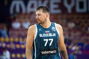 絕對單核！東契奇狂砍42分10板3斷超級兩雙 率隊進(jìn)男籃歐錦賽8強