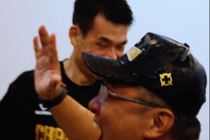 拿下總冠軍后大家在更衣室狂歡慶祝！跟隨視頻感受激動與喜悅吧！