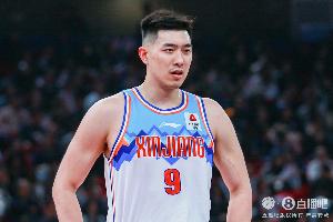 真摯的祝福！祝新疆男籃中鋒吳冠希31歲生日快樂??????