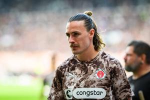 圖片報：圣保利監(jiān)事會成員社媒批評隊長歐文，后者未來存疑