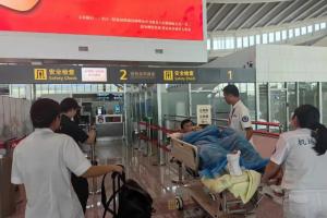 關(guān)于球員黃威手術(shù)情況通報：手術(shù)時間現(xiàn)已確定，計劃10月10日進行