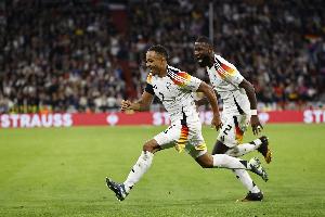 德國隊官方：斯圖加特前鋒勒威林因內(nèi)收肌問題，退出本期集訓(xùn)