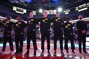 上賽季是爵士隊(duì)史首次單賽季60+負(fù)！其余各隊(duì)都有單賽季60+負(fù)歷史