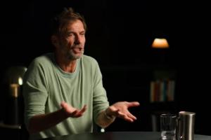 克洛普：我和斯洛特此前經(jīng)常聯(lián)系，他只做了部分關(guān)鍵改變就奪冠了