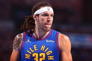 馬?。喊⒙?戈登神了但生涯之夜被庫里攪黃 說掘金能進西決還太早