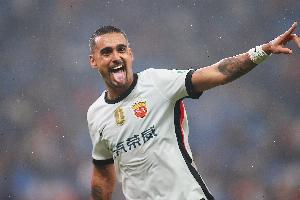 媒體人談中超爭(zhēng)冠隊(duì)被阻擊：看來(lái)反賭掃黑還是有用，得繼續(xù)