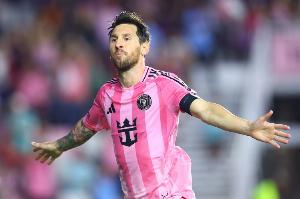 阿迪CEO：我們會(huì)陪梅西直到最后一刻，耐克贊助德國(guó)隊(duì)？我們不慌