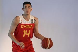 郭艾倫：當(dāng)時(shí)國家隊(duì)管沈梓捷叫大鳥 我說叫小鳥 后來大家都叫小鳥