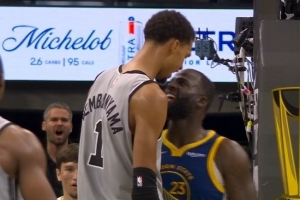 算互爆？文班防追夢(mèng)后者17中3&三分8中0 角色互換文班21中8&6失誤