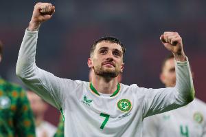 愛爾蘭英雄！23歲帕洛特世預(yù)賽2場包辦5球，搶6分帶隊殺進(jìn)附加賽