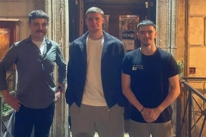 心系愛爾蘭！埃文·弗格森在酒吧觀戰(zhàn)，見證球隊神奇逆轉(zhuǎn)匈牙利