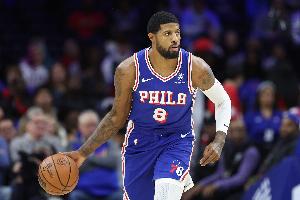 功底還在！喬治24分鐘12中7拿到21分5板3助2斷 三分7中4