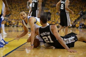 庫里進NBA在馬刺會怎樣？楊毅：波波不喜歡頂投三分 可能打不出來