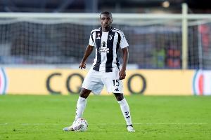 卡盧盧：DV9被拉扯應該判點球，他受到噓聲影響這是人之常情