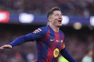 阿斯：費內(nèi)巴切為萊萬開一年半合同，萊萬想要兩年半合同