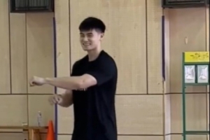 讓我們看看誰(shuí)是廣州男籃訓(xùn)練日里的舞王???????