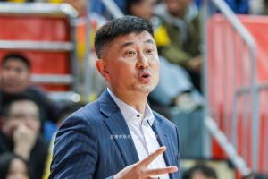 20分算個(gè)X?。?！杜鋒：對(duì)于現(xiàn)代籃球來(lái)說(shuō) 20分差距算不上什么！